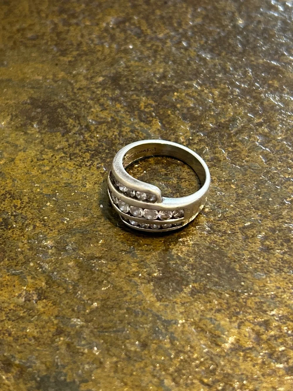 Vintage Sterling Silver Cubic Zirconia 💍 size 5